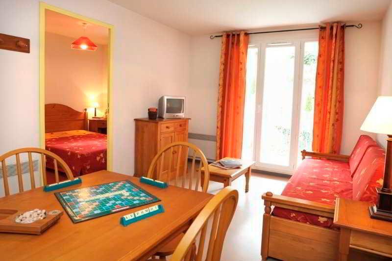 Residence Nemea Les Grands Ax Ax-les-Thermes Buitenkant foto