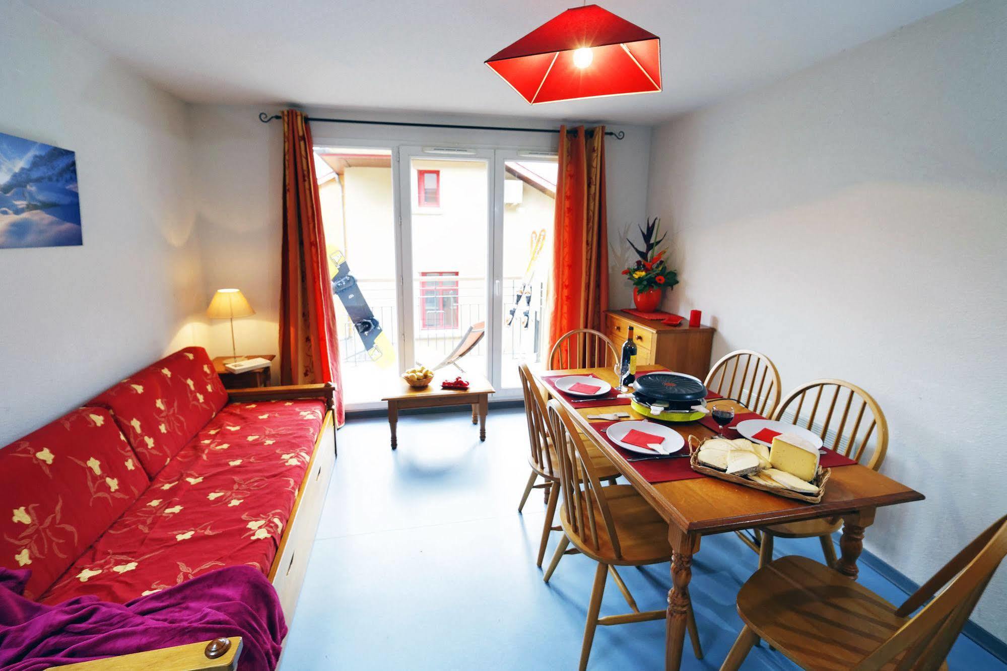 Residence Nemea Les Grands Ax Ax-les-Thermes Buitenkant foto