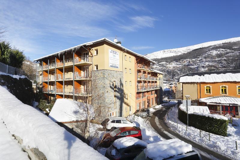Residence Nemea Les Grands Ax Ax-les-Thermes Buitenkant foto